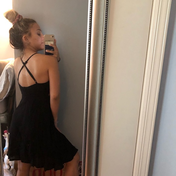 ❌ SOLD ❌ Missguided Crochet Insert Dress - Picture 2 of 3